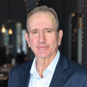 097-ZoPGhz56WpE Mitchell Dahood Master hypnotherapist and Mindset Coach